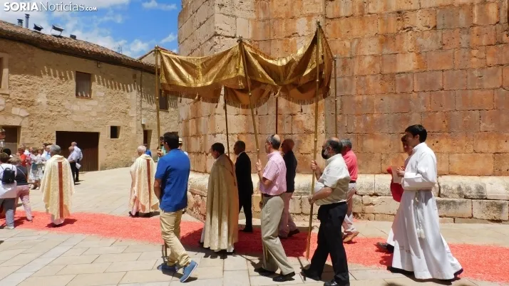 Fotos: el Corpus Christi m&aacute;s resplandeciente regresa a El Burgo de Osma