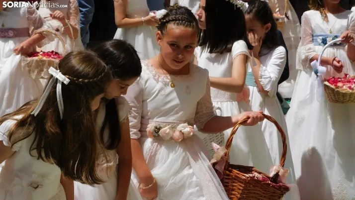 Fotos: el Corpus Christi m&aacute;s resplandeciente regresa a El Burgo de Osma