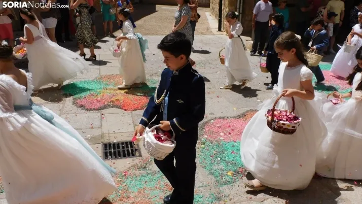 Fotos: el Corpus Christi m&aacute;s resplandeciente regresa a El Burgo de Osma