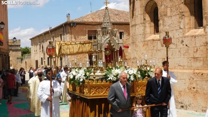 Fotos: el Corpus Christi m&aacute;s resplandeciente regresa a El Burgo de Osma