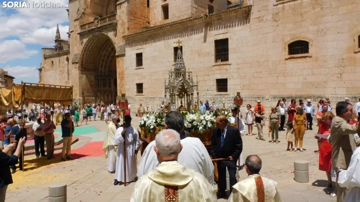 Fotos: el Corpus Christi m&aacute;s resplandeciente regresa a El Burgo de Osma