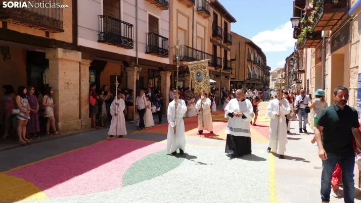 Fotos: el Corpus Christi m&aacute;s resplandeciente regresa a El Burgo de Osma