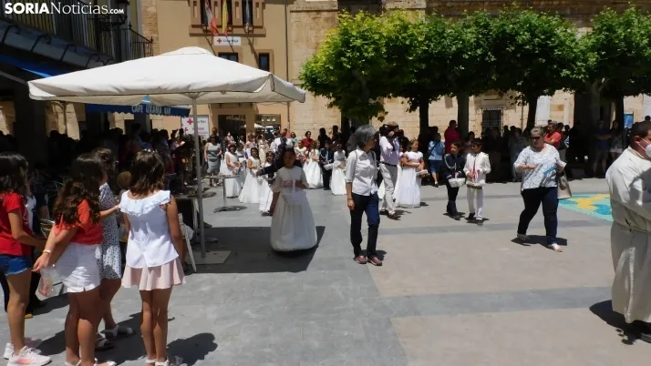Fotos: el Corpus Christi m&aacute;s resplandeciente regresa a El Burgo de Osma