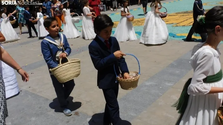 Fotos: el Corpus Christi m&aacute;s resplandeciente regresa a El Burgo de Osma