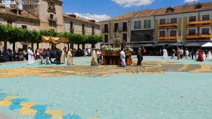 Fotos: el Corpus Christi m&aacute;s resplandeciente regresa a El Burgo de Osma