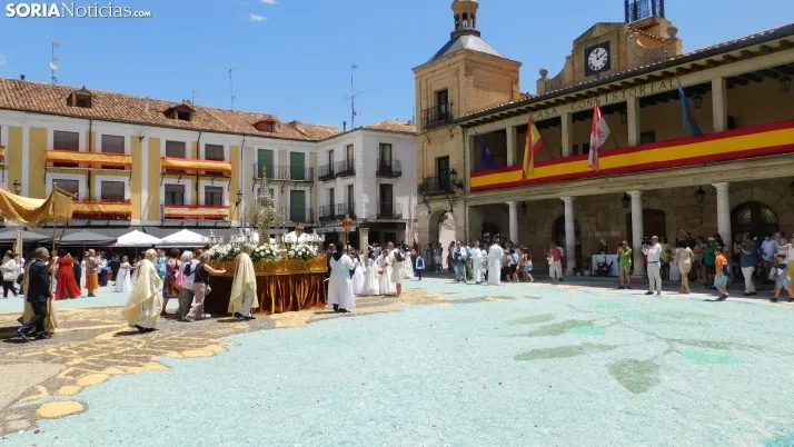 Fotos: el Corpus Christi m&aacute;s resplandeciente regresa a El Burgo de Osma