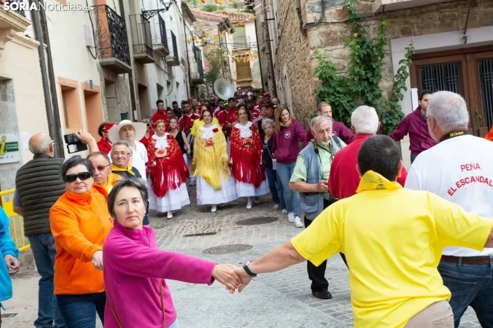 GALER&Iacute;A | Las M&oacute;ndidas dan color a la ma&ntilde;ana de San Juan en San Pedro