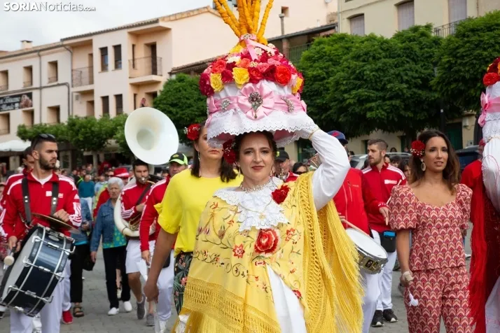 GALER&Iacute;A | Las M&oacute;ndidas dan color a la ma&ntilde;ana de San Juan en San Pedro