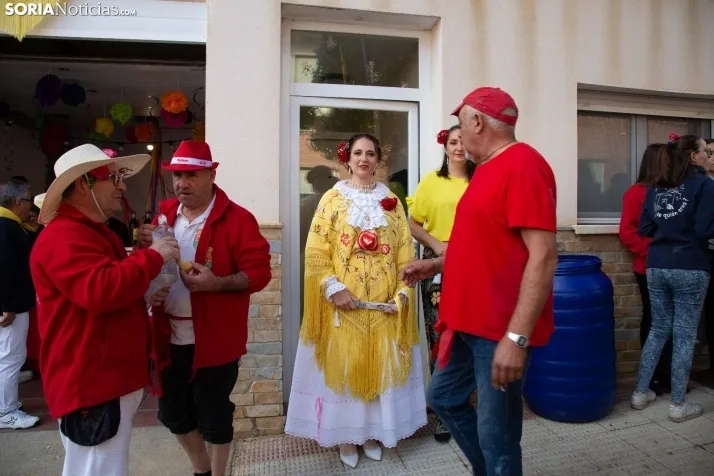 GALER&Iacute;A | Las M&oacute;ndidas dan color a la ma&ntilde;ana de San Juan en San Pedro