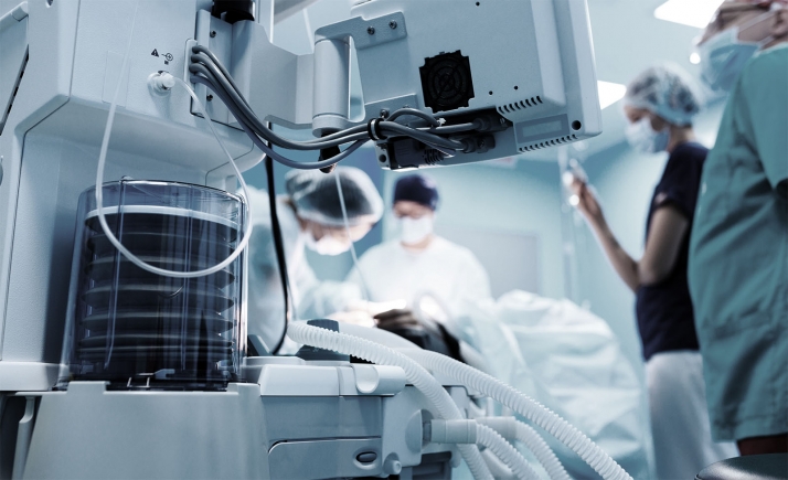 Los quirófanos de los hospitales de Castilla y León abrirán en horario de tarde para reducir las esperas