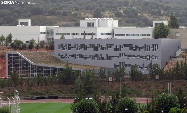 La UVa firma convenios de colaboración con los clubes de baloncesto y golf de Soria para reforzar contenidos académicos