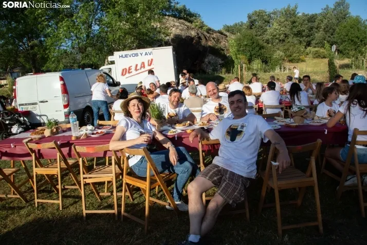 Merienda cuadrillas en la Compra 2022