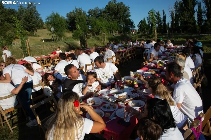 Merienda cuadrillas en la Compra 2022