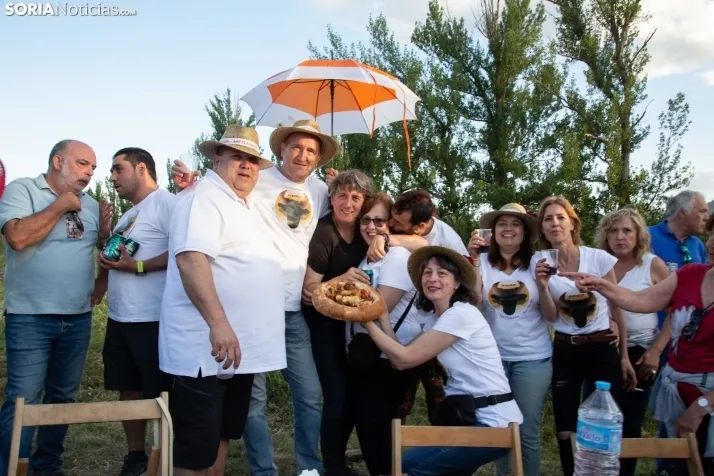 Merienda cuadrillas en la Compra 2022