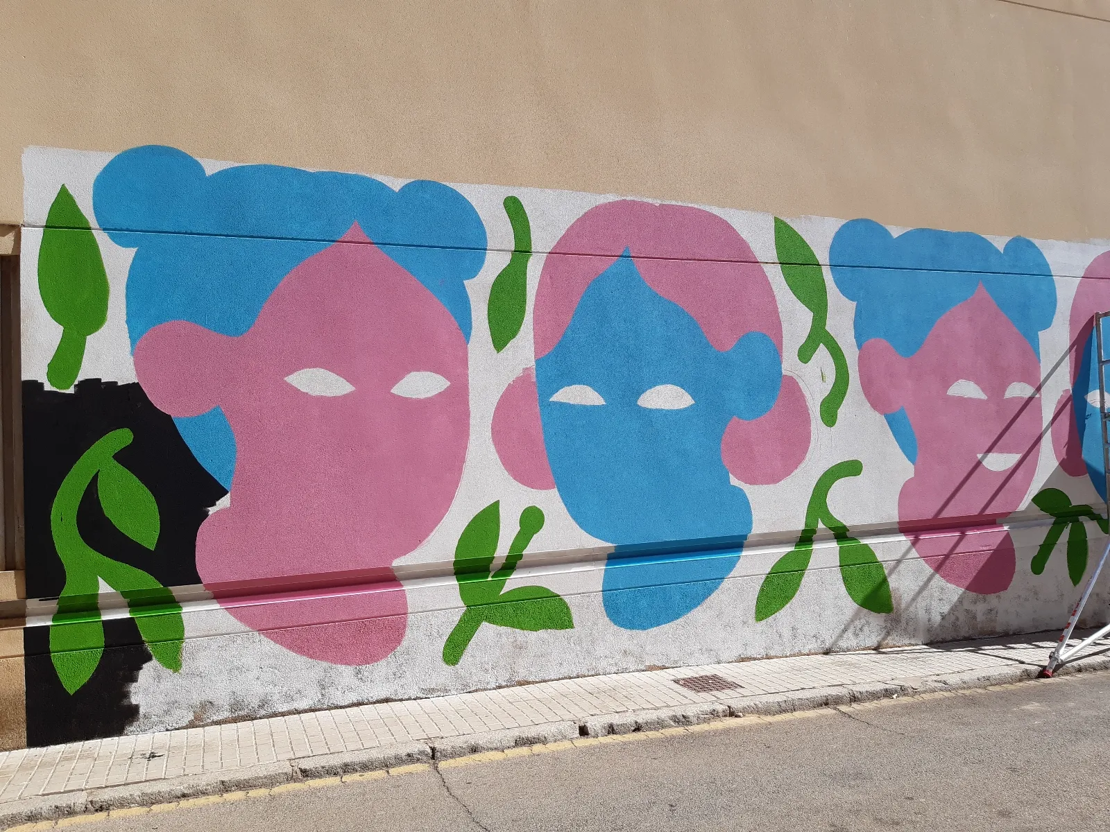Uno de los murales realizados. /AdA