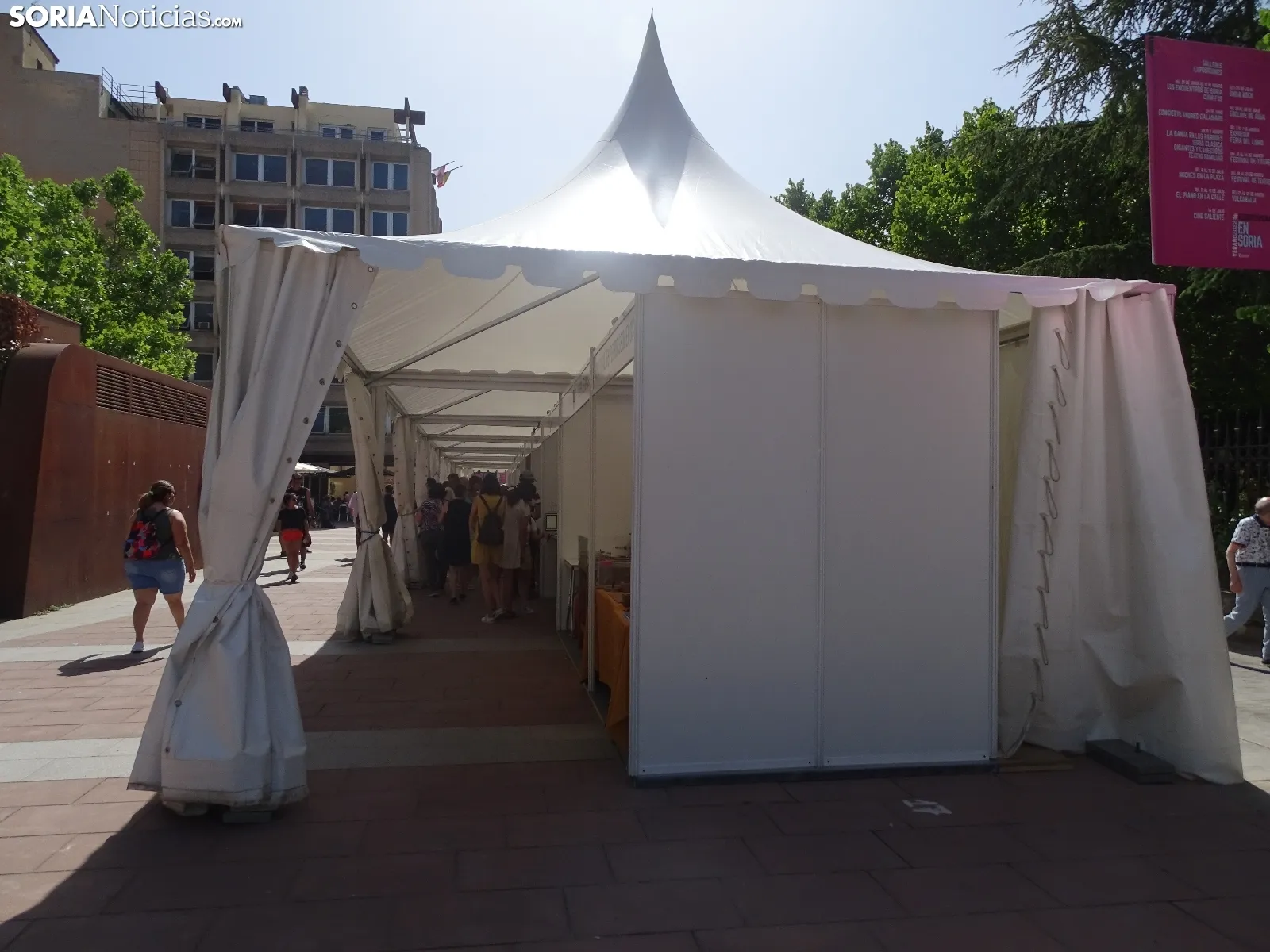Una imagen de la feria este lunes. /SN