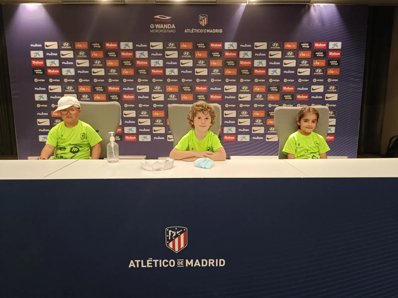 Foto 11 - En im&aacute;genes: La visita del campus del S. D. Almaz&aacute;n al Wanda Metropolitano