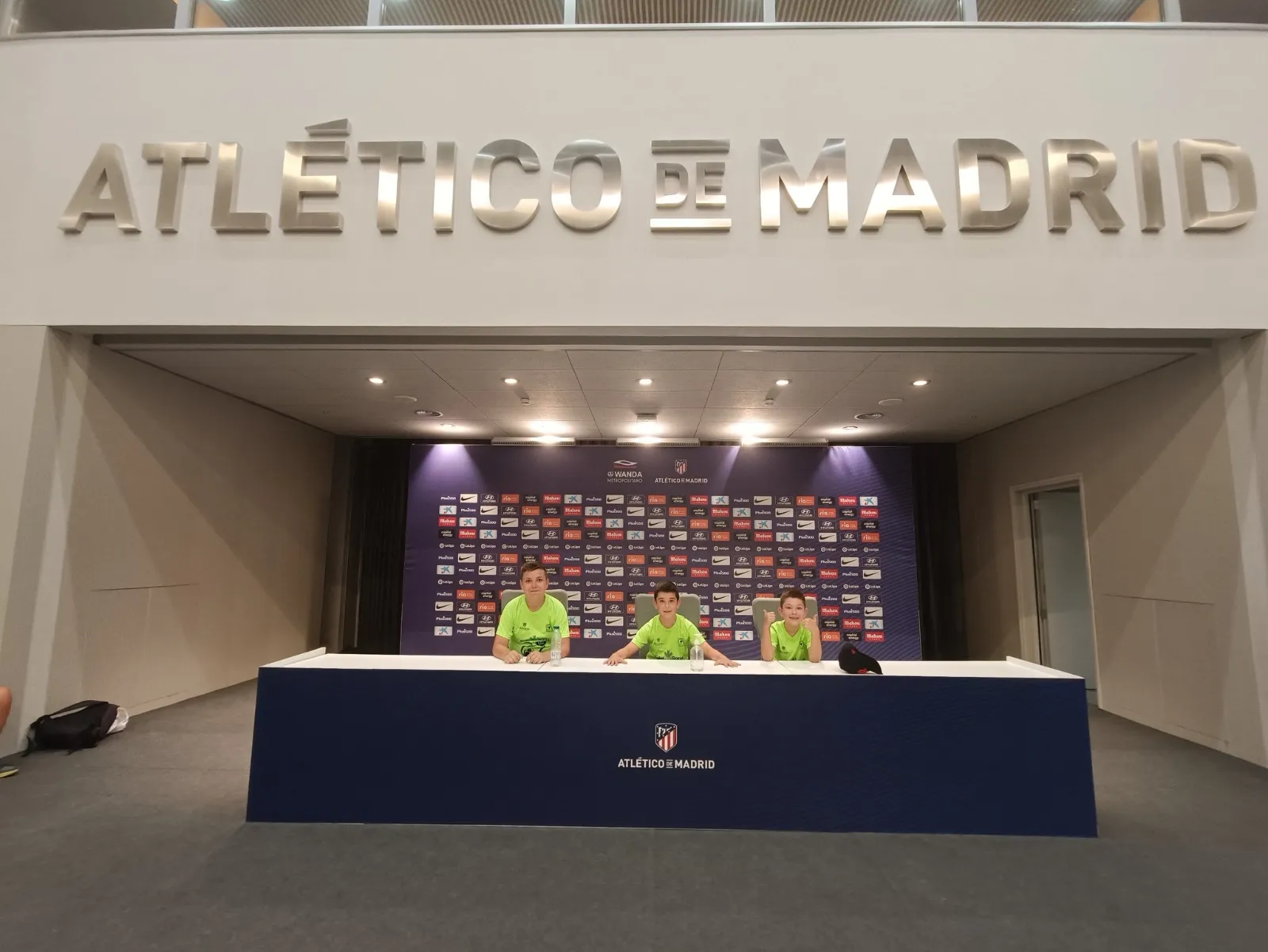 Foto 8 - En im&aacute;genes: La visita del campus del S. D. Almaz&aacute;n al Wanda Metropolitano