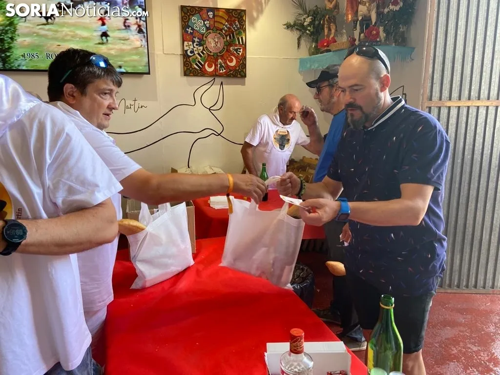 Reparto de la tajada cocida en Santo Tomé, San Clemente y San Martín