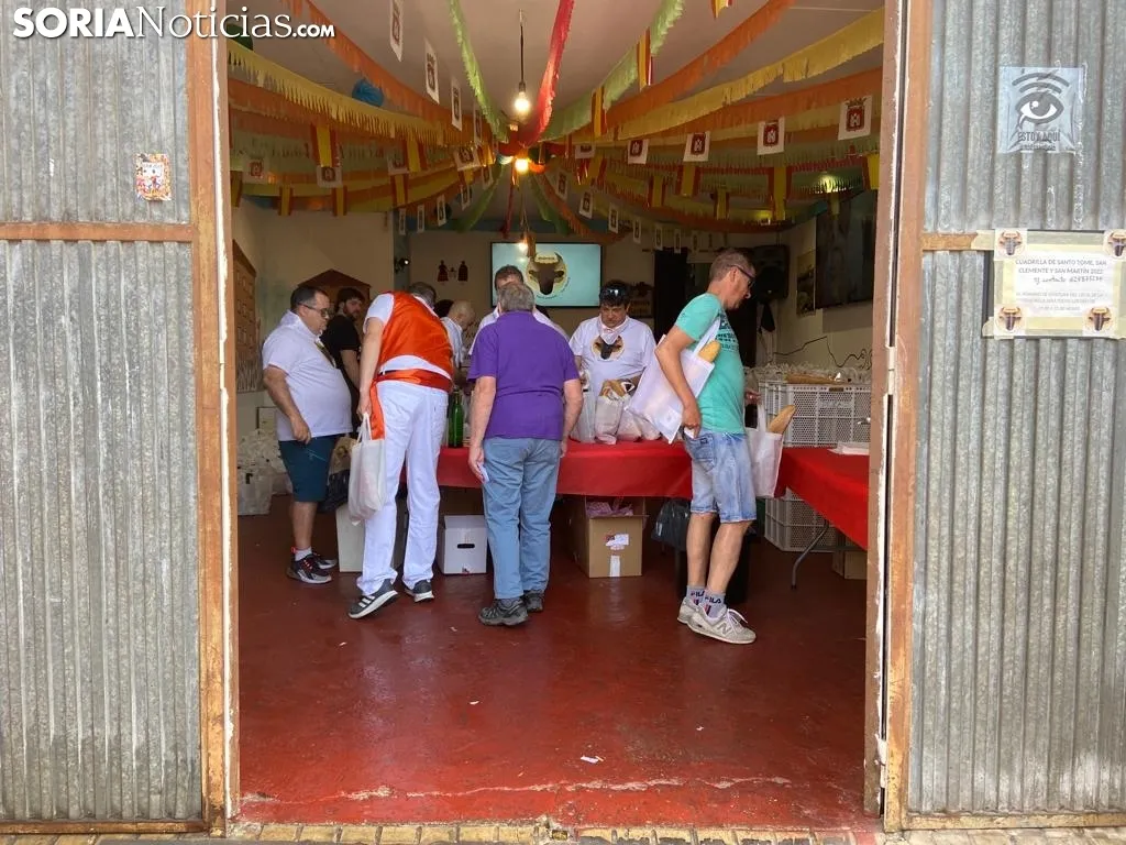 Reparto de la tajada cocida en Santo Tomé, San Clemente y San Martín