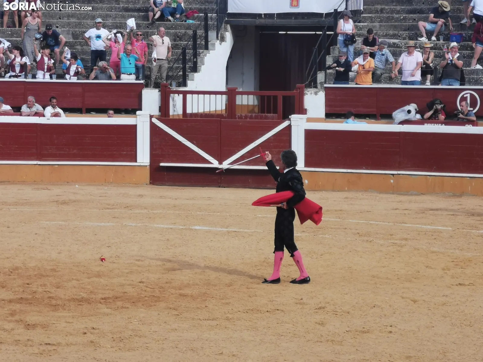 Foto 9 - Cinco orejas en la corrida del S&aacute;bado Ag&eacute;s: una Rafaelillo, y dos Adame y Rub&eacute;n Sanz