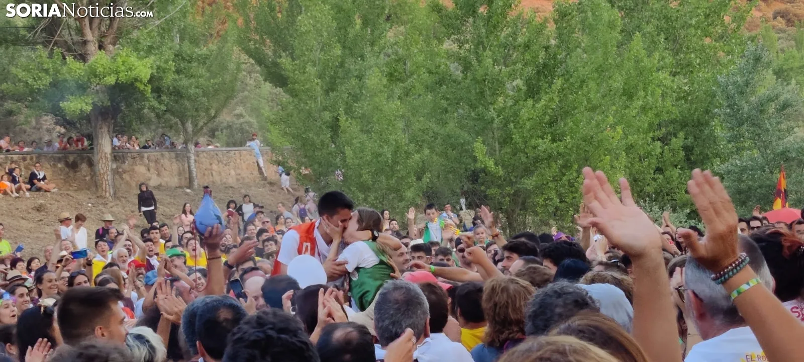 Foto 8 - Mi amor sanjuanero: pedida de mano al son de la Banda en San Polo