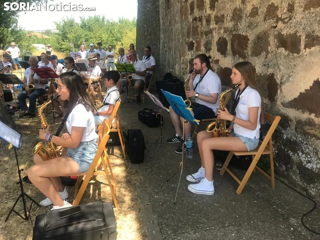 Concierto de la Banda Municipal de Música de Golmayo en Carbonera.