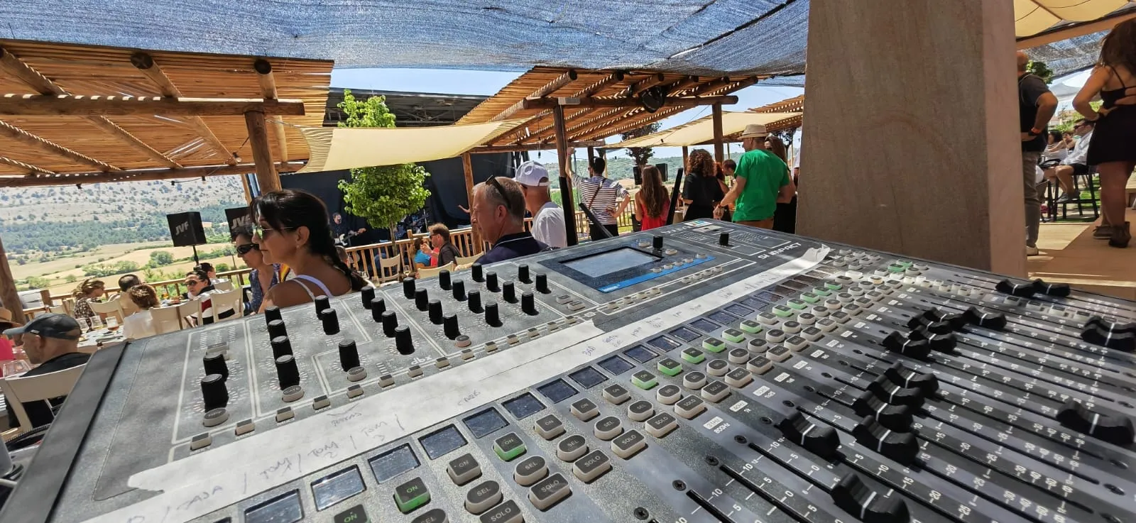 Actuación de la Banda Sabinera en el Hotel La Barrosa de Abejar. /SN