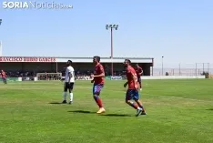 Foto 5 - Gana el Numancia al Majadahonda con goles de David Gonz&aacute;lez y Amorrortu (2-1)