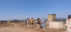 Foto 5 - El Yacimiento de Numancia estrena un nuevo tramo de pasarela a la espera de un impulso real y un relevo en la investigaci&oacute;n