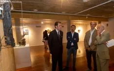 Una imagen de la apertura de la muestra. /Julián García