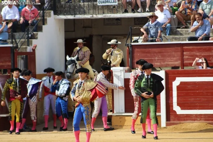 Im&aacute;genes de la corrida del S&aacute;bado Ag&eacute;s