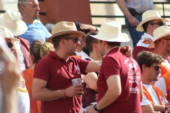 Im&aacute;genes de la corrida del S&aacute;bado Ag&eacute;s