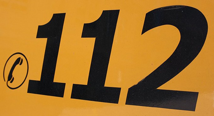 Un fallecido y un herido tras colisionar un turismo y un camión en la N-120 en León