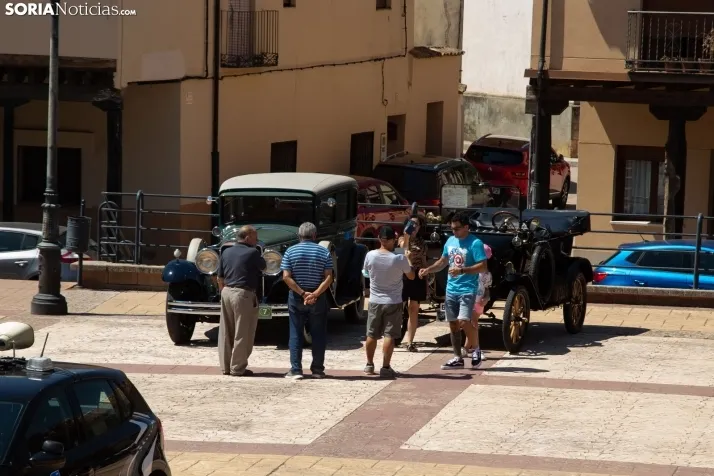 Coches antiguos Berlanga 2022  