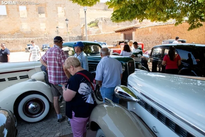 Coches antiguos Berlanga 2022  
