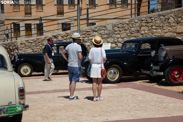 Coches antiguos Berlanga 2022  