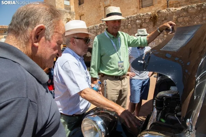 Coches antiguos Berlanga 2022  