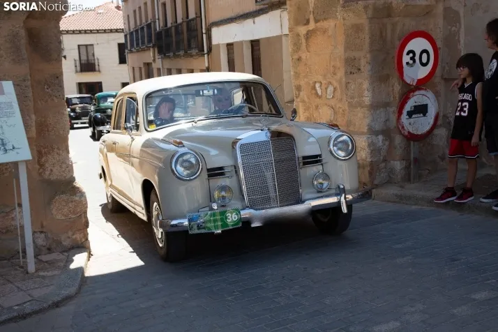 Coches antiguos Berlanga 2022  