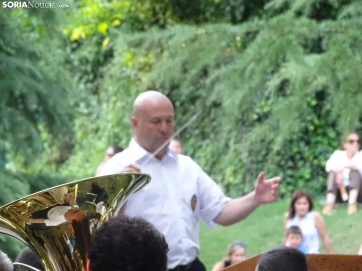 Una imagen del concierto de este miércoles en el parque del Castillo. /SN