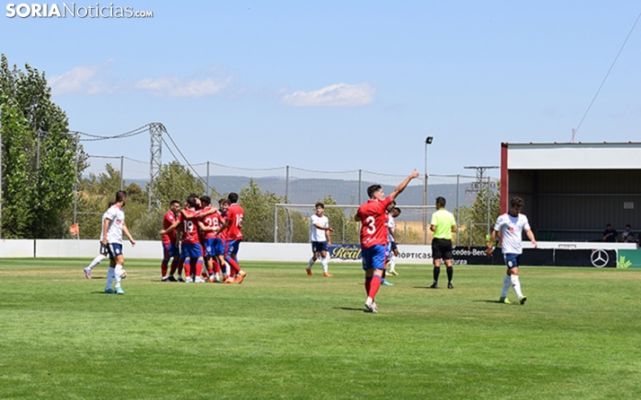 Gana el Numancia al Majadahonda con goles de David González y Amorrortu (2-1)