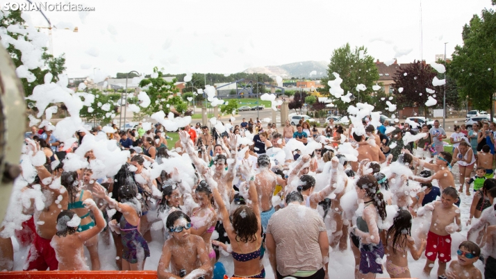 FOTOS: Fantástica tarde acuática en la recta final de las fiestas de Camaretas
