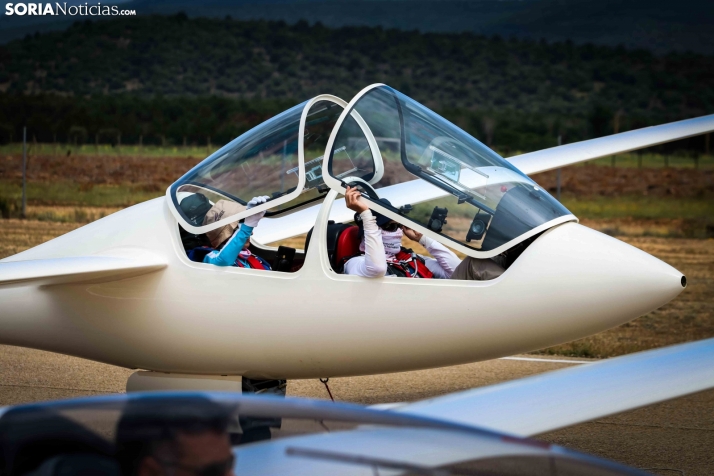 El Open de vuelo a vela invade los cielos de Garray