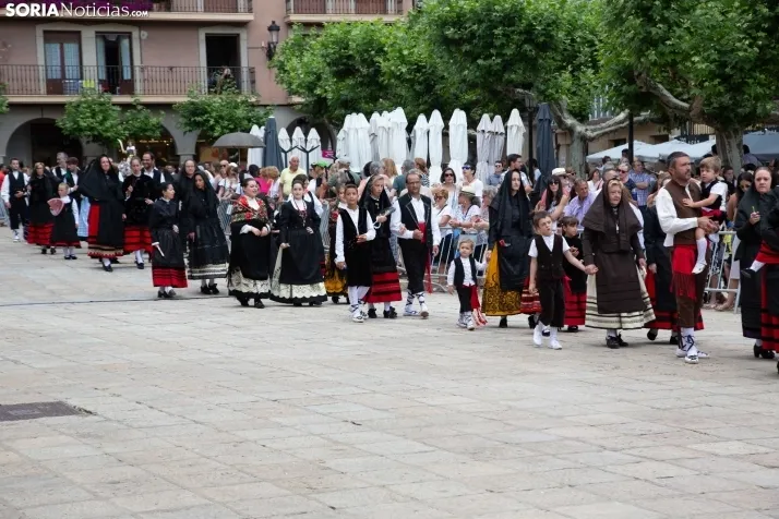 Pleitesía a la Virgen de La Blanca
