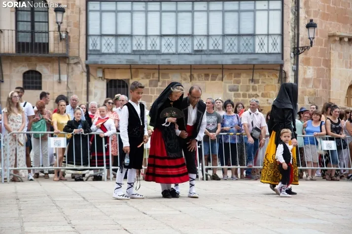 Pleitesía a la Virgen de La Blanca