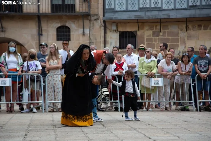Pleitesía a la Virgen de La Blanca