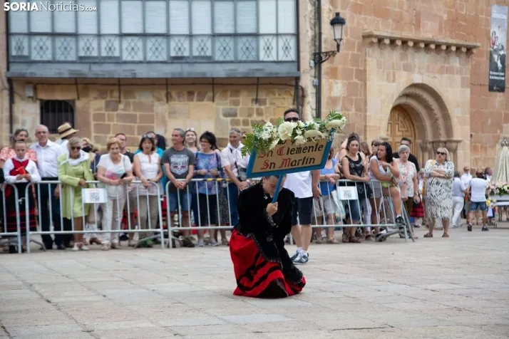 Pleitesía a la Virgen de La Blanca