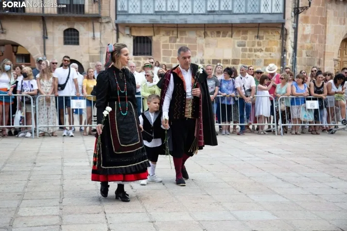 Pleitesía a la Virgen de La Blanca