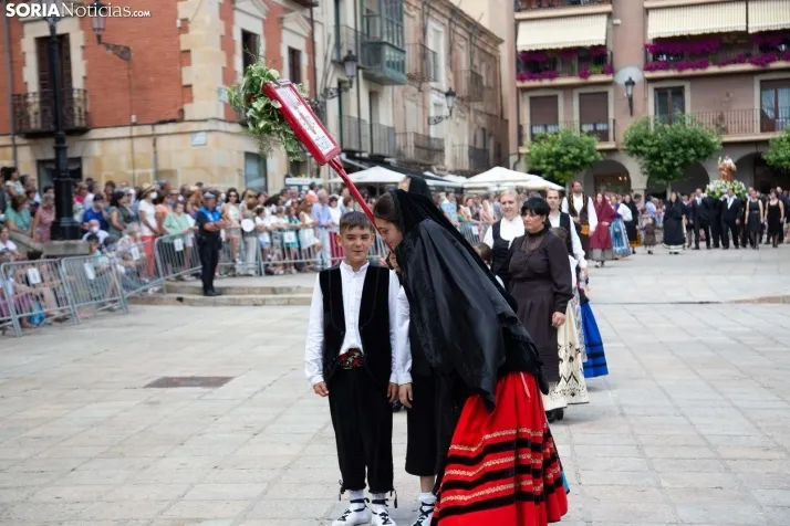 Pleitesía a la Virgen de La Blanca