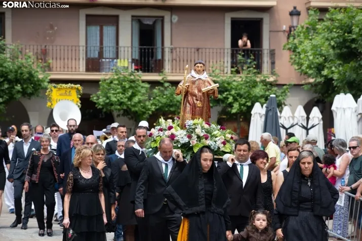 Pleitesía a la Virgen de La Blanca